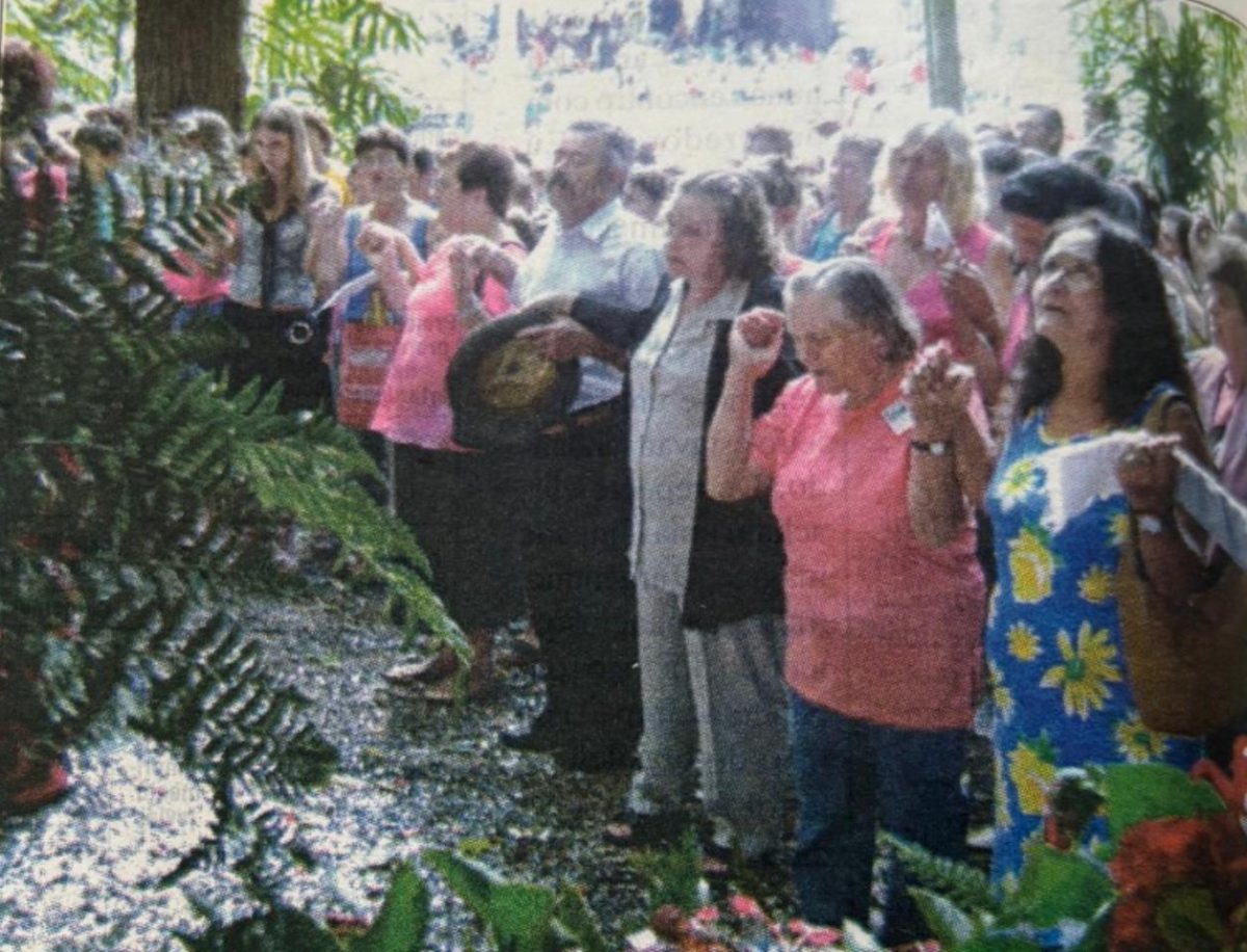 Há 20 anos, Festa da Gruta reunia 3 mil pessoas