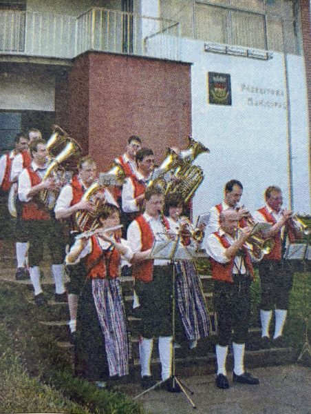 Há 20 anos, orquestra alemã se apresentava pelo Vale