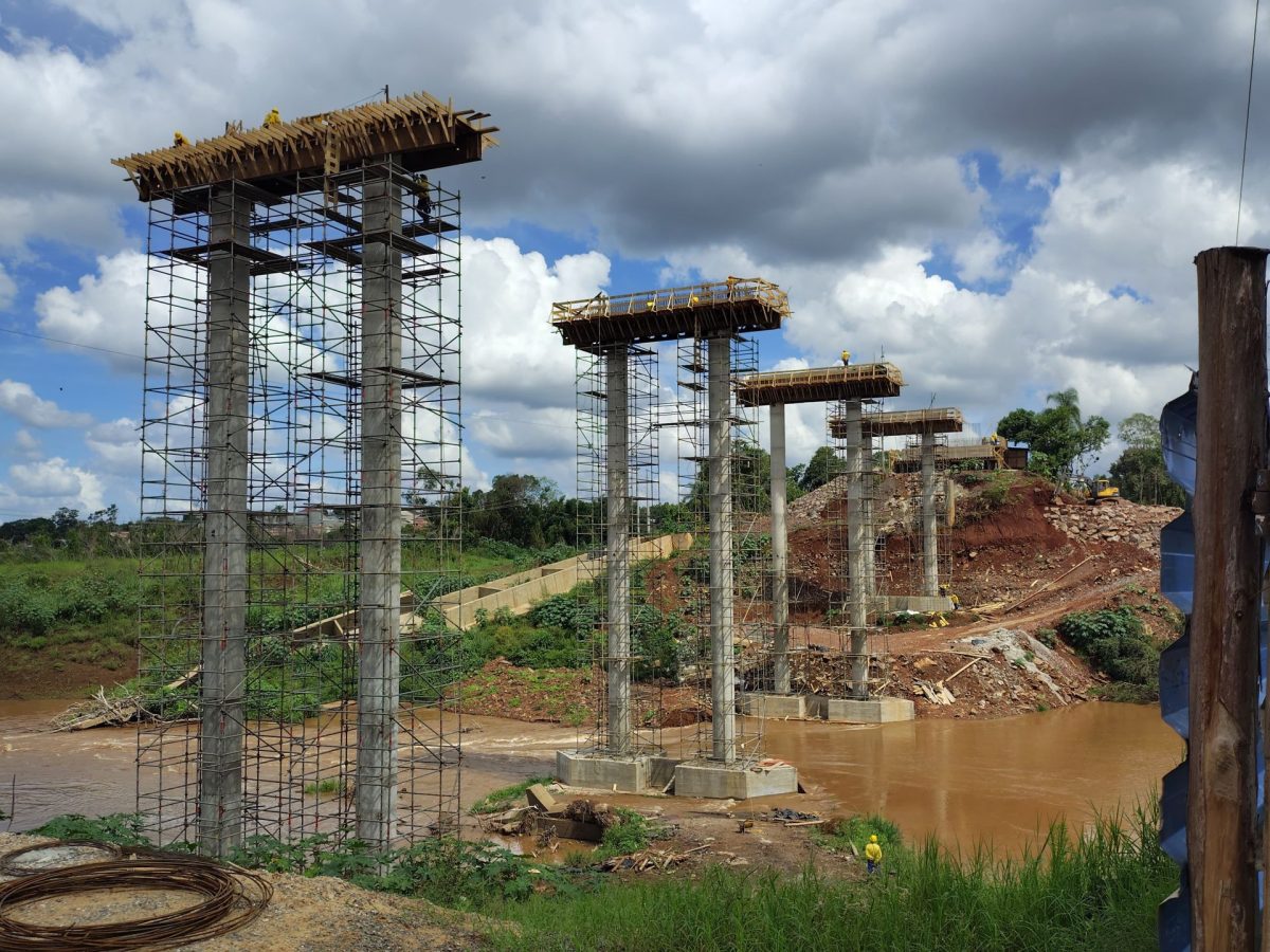 Devido à chuva, EGR adia lançamento de vigas na ponte da ERS-130