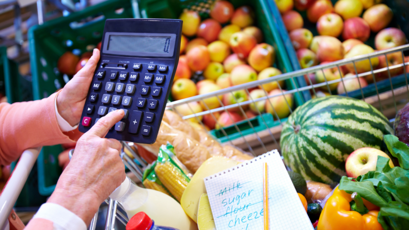 Alta dos alimentos e a vida dos brasileiros