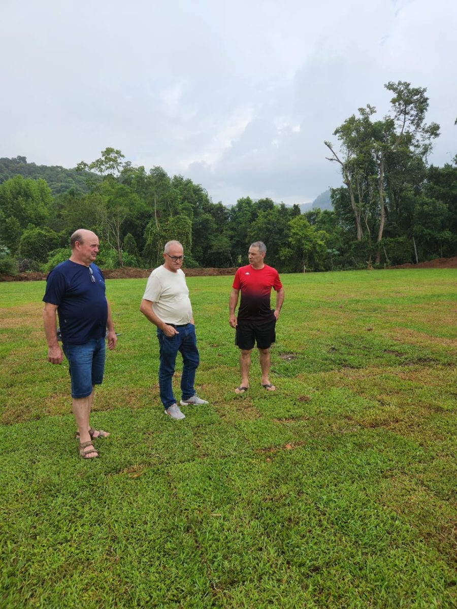 Recuperação do campo de futebol na Forqueta está na fase final