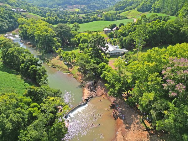 Camping Decker dá a volta por cima após cheia histórica