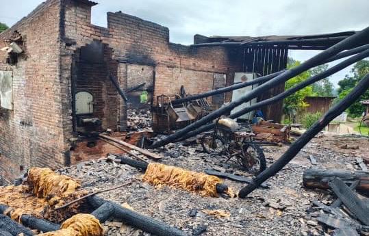 Campanha Solidária busca ajudar família após incêndio