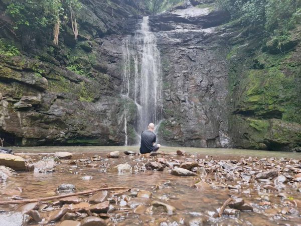 A cascata que se parece com um véu de noiva