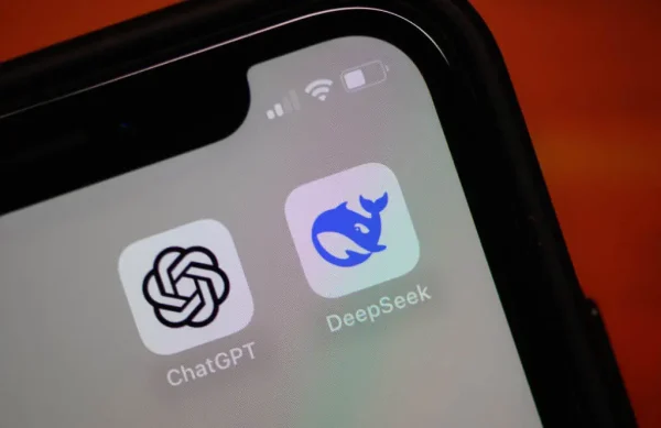 DeepSeek intensifica corrida tecnológica e desafia ChatGPT