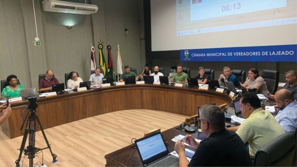 Debate sobre mais vereadores em Lajeado chega à Mesa Diretora