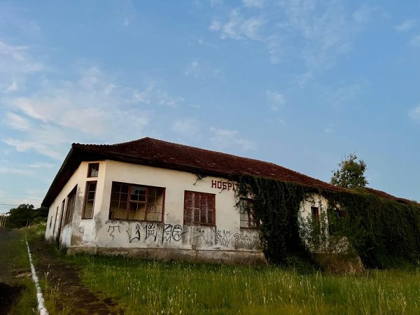 Defesa Civil interdita prédio de antigo hospital em Teutônia 