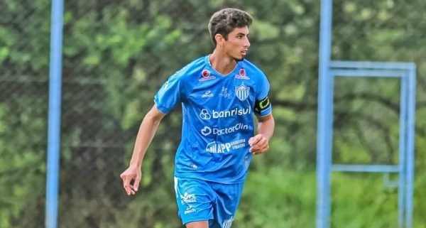 Lajeadense anuncia contratação de Lucas Turatti