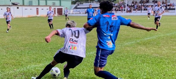 Domingo com estreias em Estrela e Lajeado