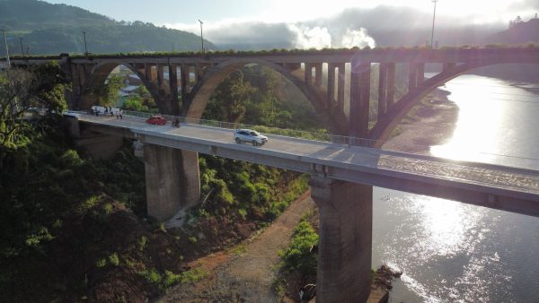 Inauguração de ponte em Muçum interrompe trânsito neste sábado