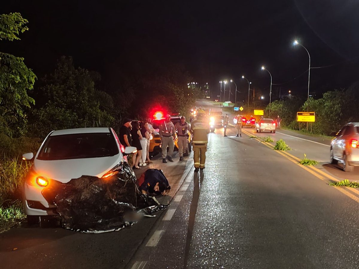 Colisão entre moto e carro causa morte de  jovem de 18 anos na ERS-130