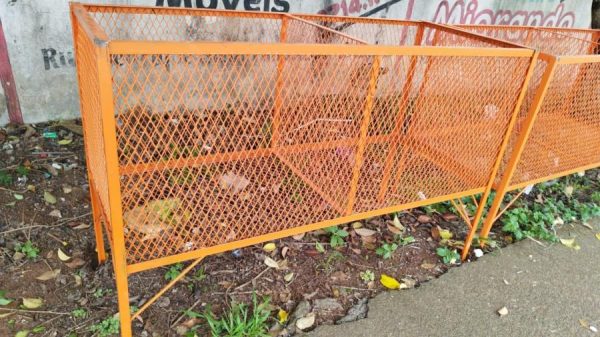 Moradores do Jardim Botânico decidem pela remoção de lixeiras públicas no bairro