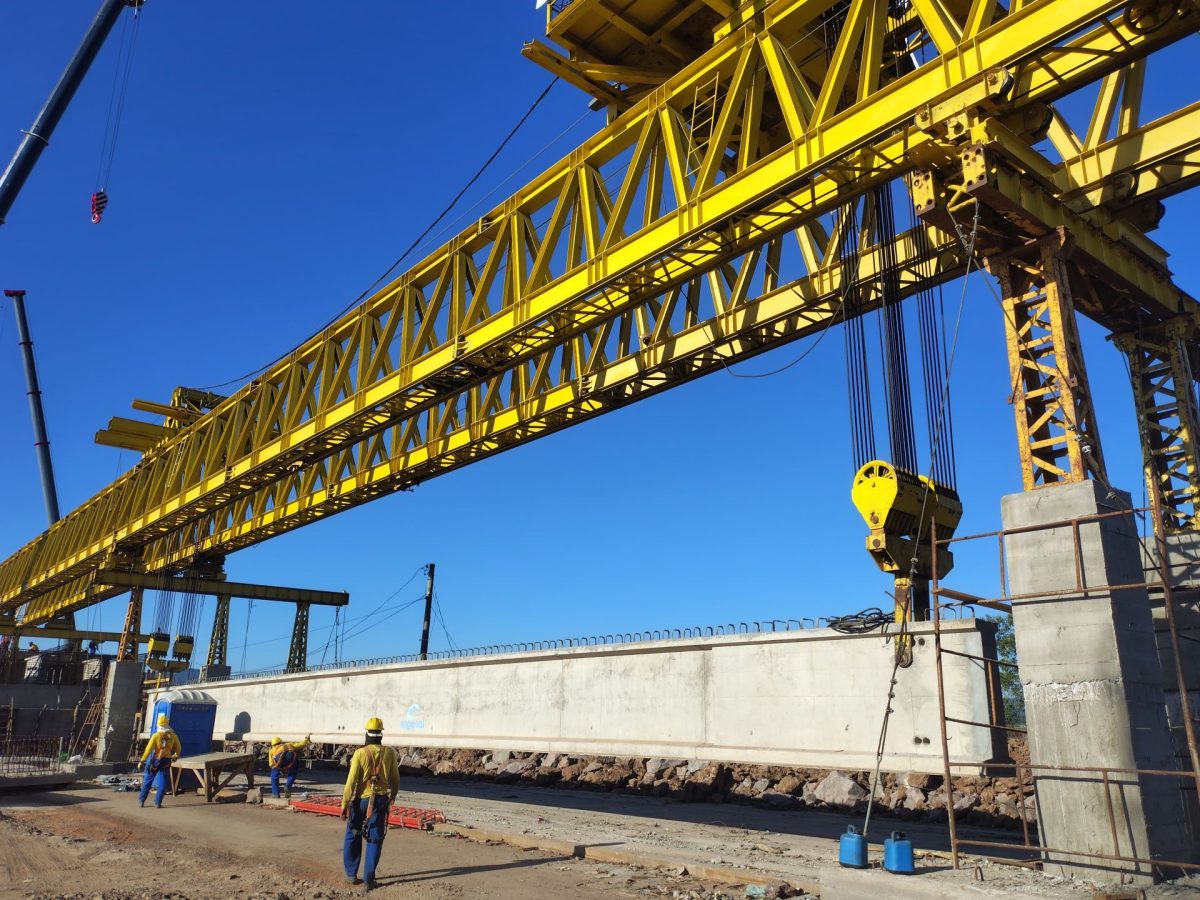 EGR conclui nesta quinta içamento de vigas na ponte da ERS-130