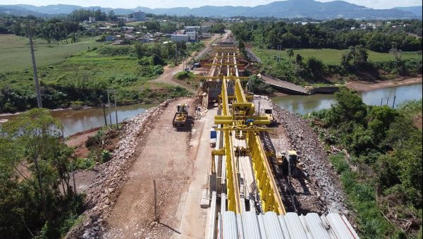 EGR projeta concluir instalação de vigas na quarta-feira