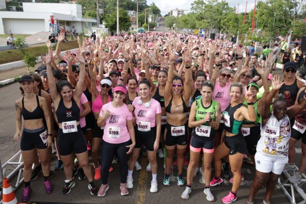 Liga Feminina e entidades de Estrela promovem programação para o Multimulher