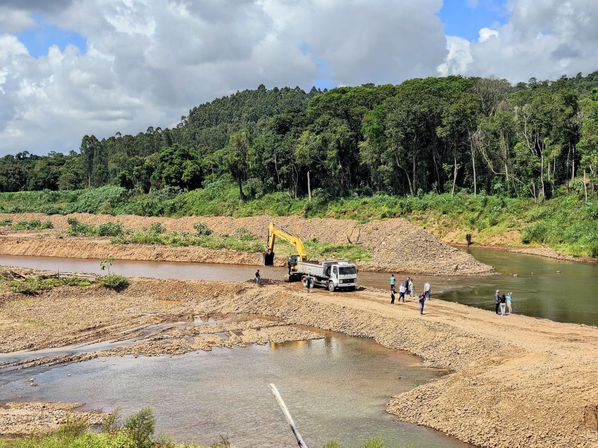 Trecho do rio Forqueta volta ao leito normal com desassoreamento