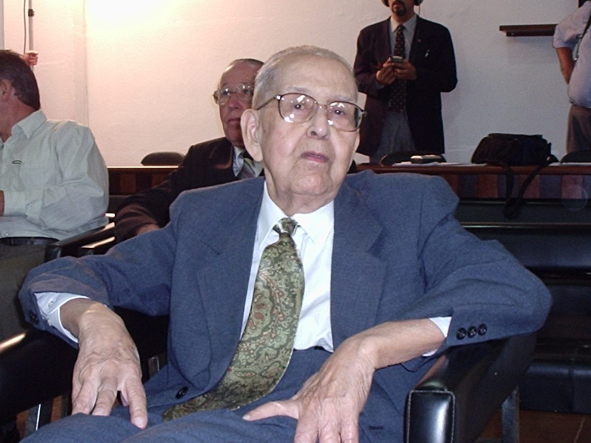 Há 20 anos, professor Lothar Hessel comemorava 90 anos