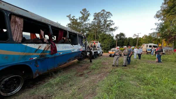 Sobreviventes do acidente em Imigrante serão ouvidos pela Polícia Civil