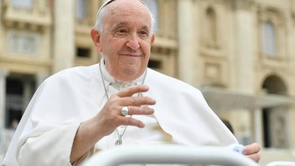 Aos 88 anos, morre Papa Francisco