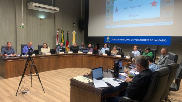 Vereadores pedem audiência pública sobre pedágios
