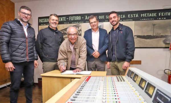 Grupo A Hora compra Rádio Pelotense