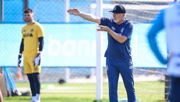 Grêmio x Santos marca a estreia de Mano na Arena