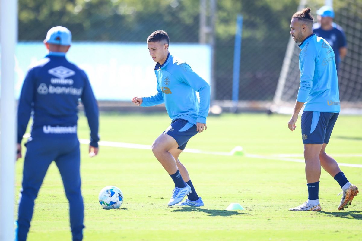 Grêmio e Godoy Cruz disputam a primeira colocação