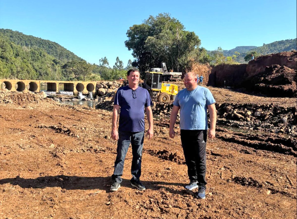 Nova ponte começa a ser construída em Baixo Canudos