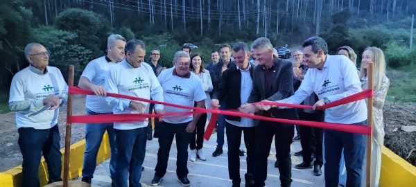 Iniciativa privada entrega mais duas pontes no interior