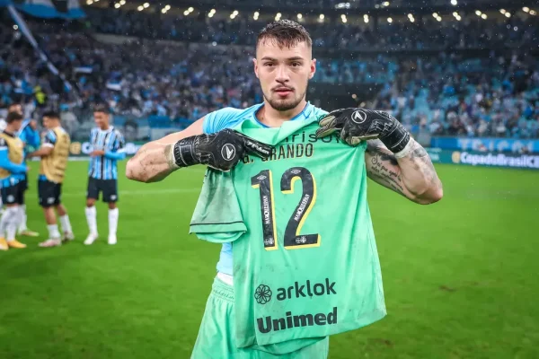 Grêmio negocia Gabriel Grando com o Palmeiras