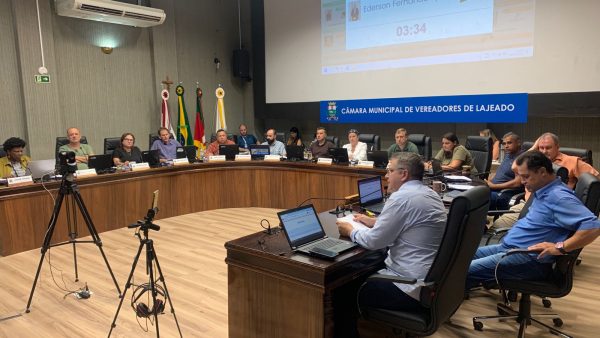 Câmara aprova concessão de área para ONG “Azul Como o Céu”