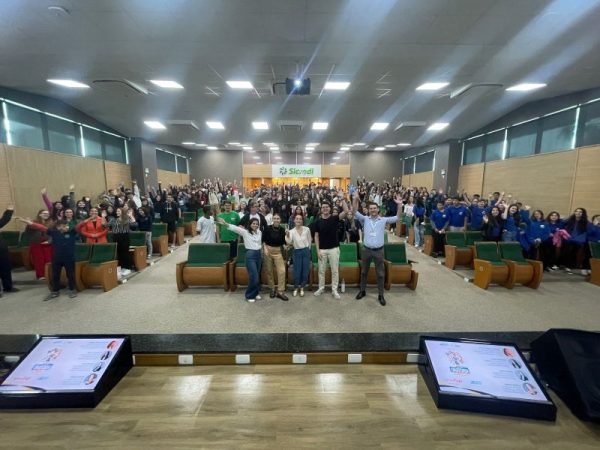 Projeto Oratória nas Escolas mobiliza 280 alunos da rede pública