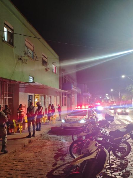Brigada Militar faz operação em três bares de Lajeado