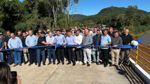 Um ano depois, Forquetinha inaugura Ponte do Bauereck