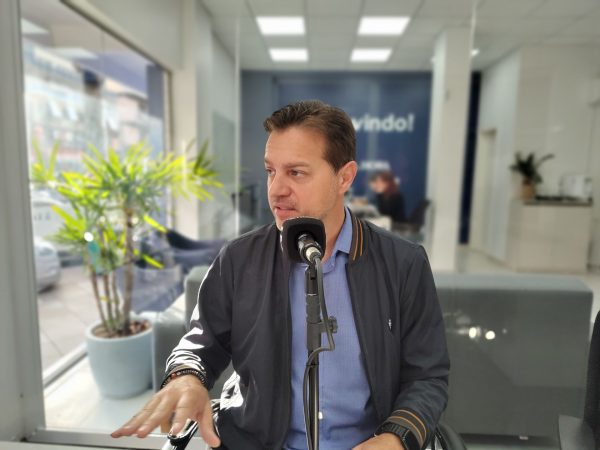 Jonas Calvi avalia saída do PSDB